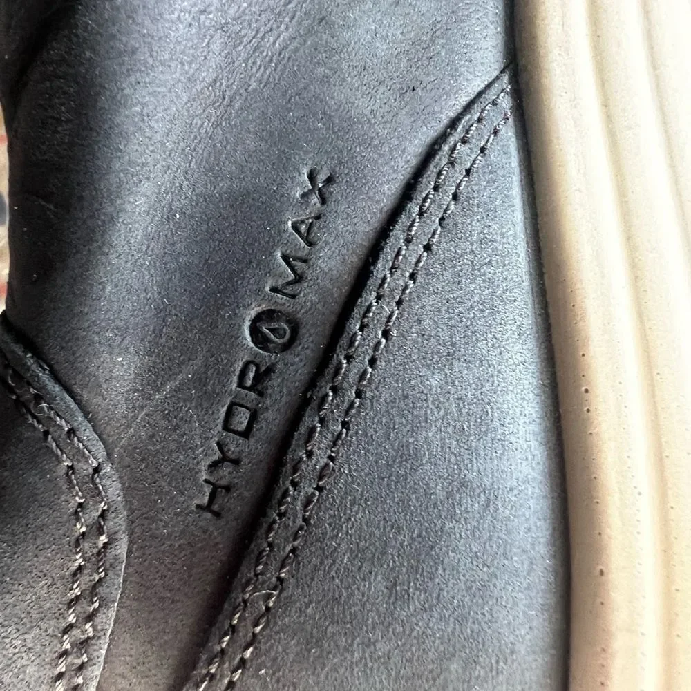 Ecco Chase II Tie Hydromax Sneaker Black Nubuck Lace Up Womens Size 40